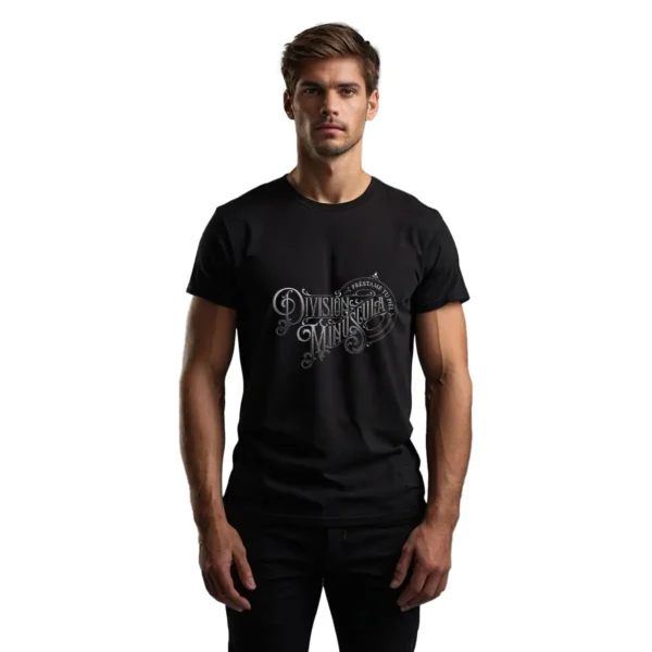 Pleyera Division Minuscula Logo Letras Hombre